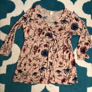 Maternity top size L H&M